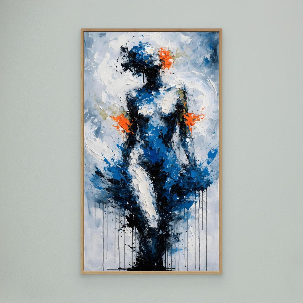 Aufrecht im Blau – eine aufrechte abstrakte Figur aus dynamischen Pinselspuren als XXL Leinwandbild | FOCUS No. 05